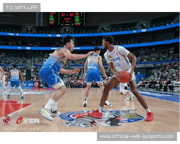 福建得分手路易斯-金转投新疆,上赛季场均19分引期待,路易斯集团 福建得分手路易斯-金转投新疆,上赛季场均19分引期待,路易斯集团