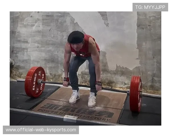 2026年亚洲力量举锦标赛 中国选手在卧推与硬拉项目破多项纪录，亚洲举重锦标赛202173公斤